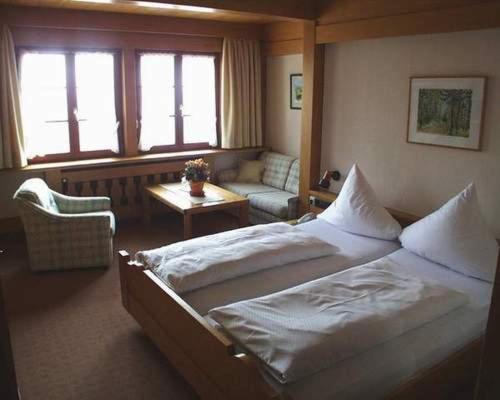 Landgasthof Hirschen Albbruck Bilik gambar