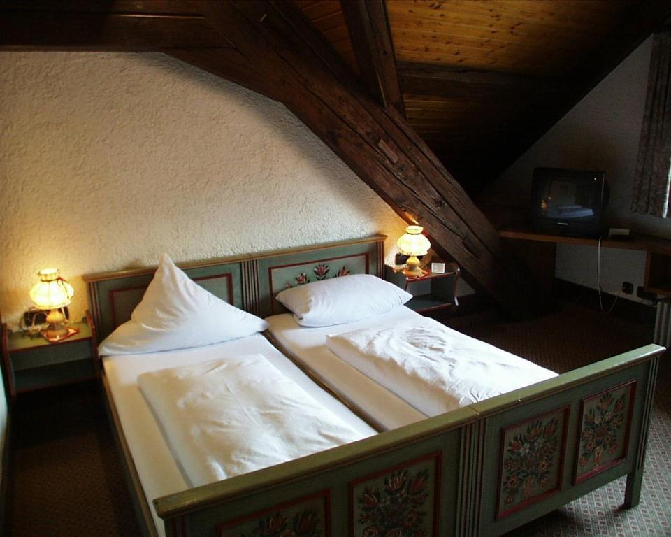 Landgasthof Hirschen Albbruck Bilik gambar